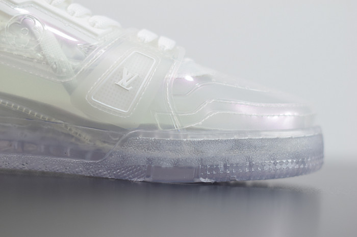 Loui Vuitto TRAINER SNEAKER TRANSPARENT
