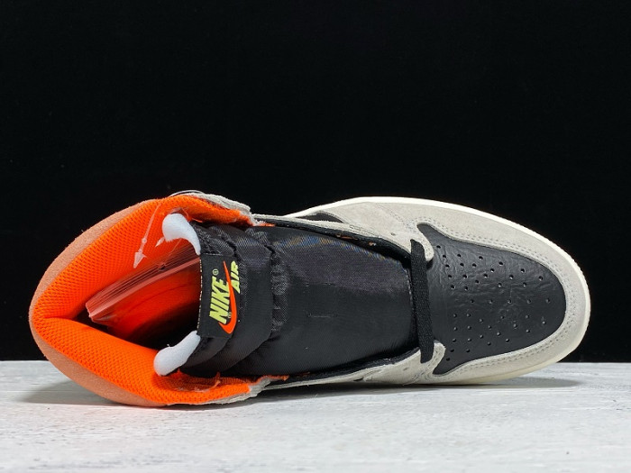 Air Jordan 1 Retro High OG “Neutral Grey” 555088-018