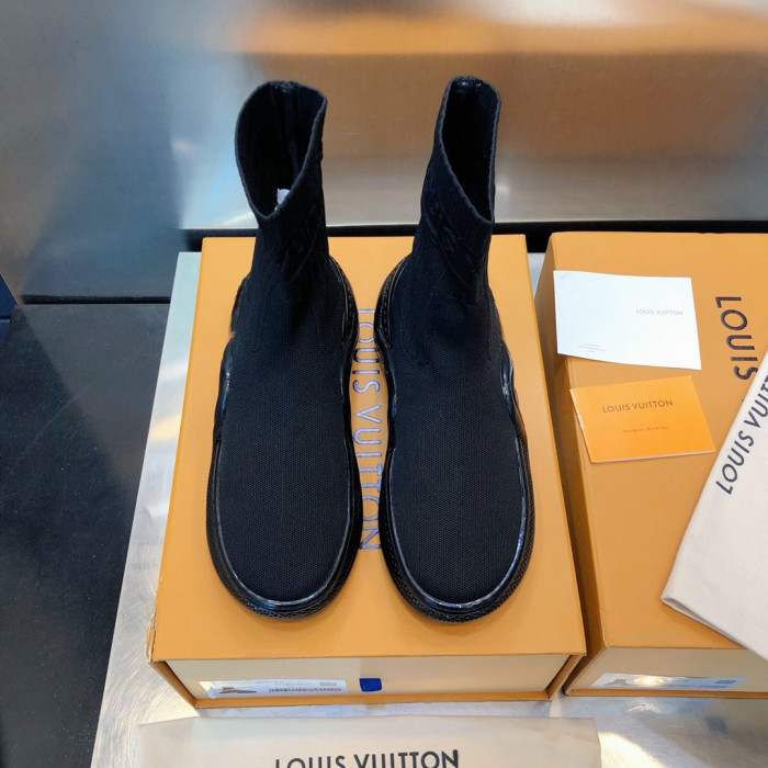 LOUS VUITO ARCHLIGHT SNEAKER BOOT