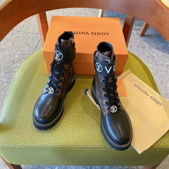 LOUS VUITO BOOTS